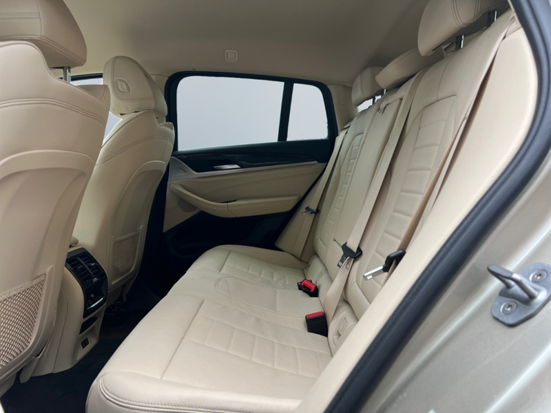 BMW X4 xDrive30d xLine *LED*Inno*AHK*HiFi*ACC*CAM*Live* — photo 14
