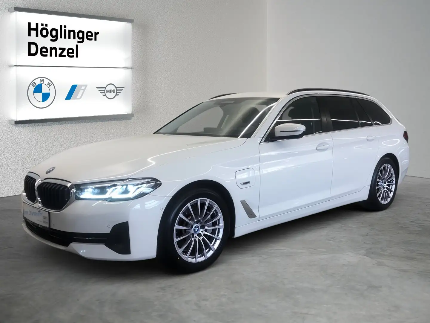 BMW 530 e Weiß - 2