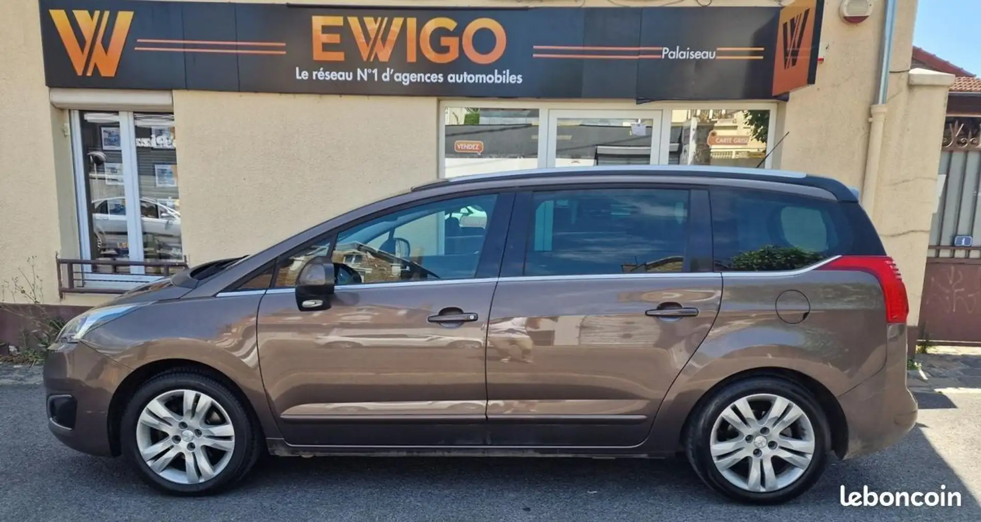 Peugeot 5008 GENERATION-I 2.0 BLUEHDI 150Ch ALLURE DISTRIBUTION - 2