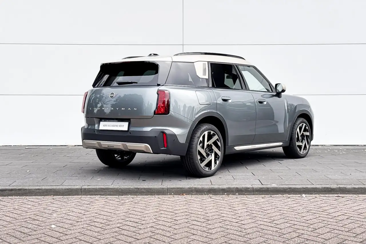MINI John Cooper Works Countryman 2026 — фото 6