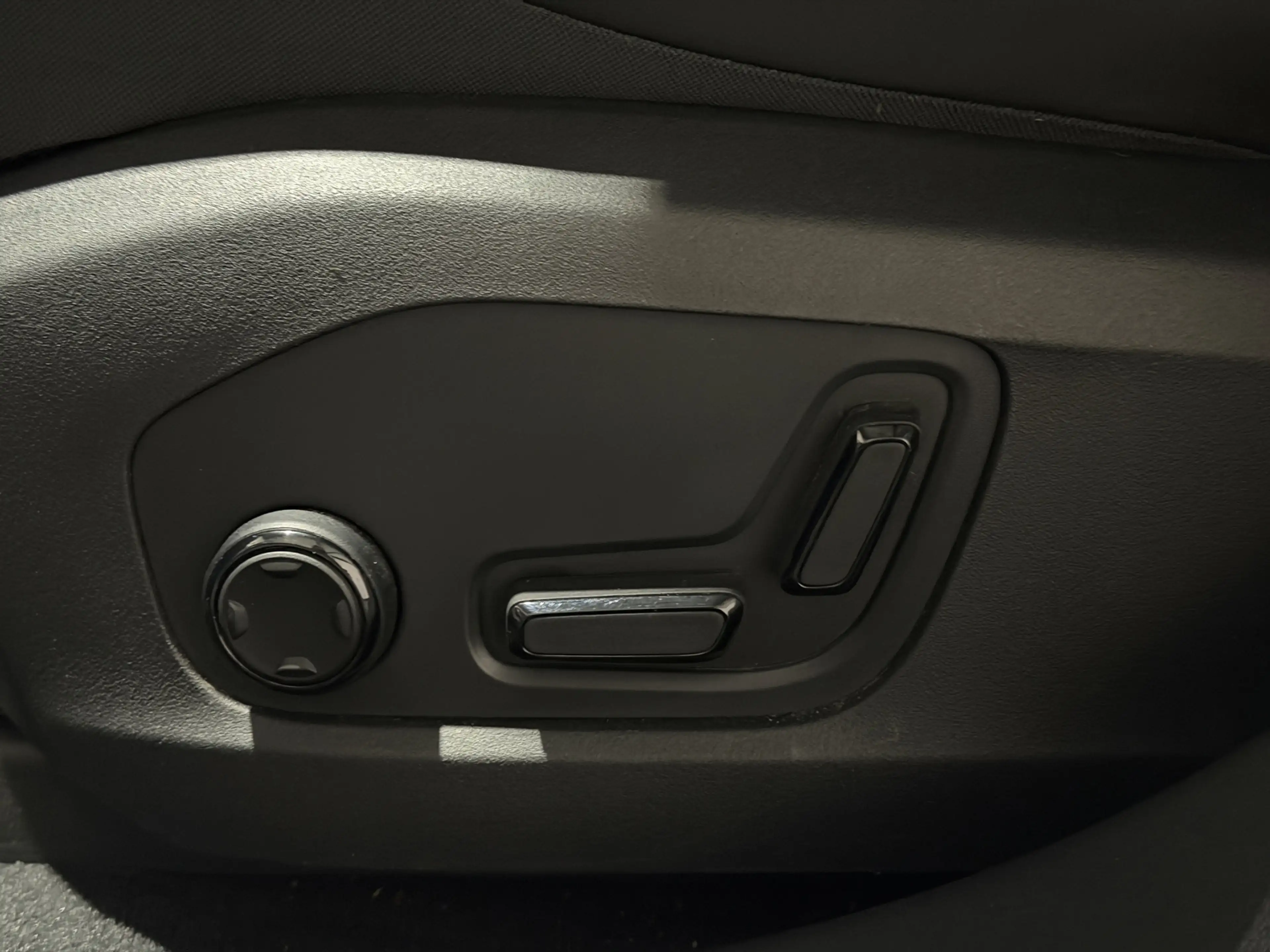 Polestar 4 Long Range Single motor 100 kWh |Drive Pro, Pilot — photo 15
