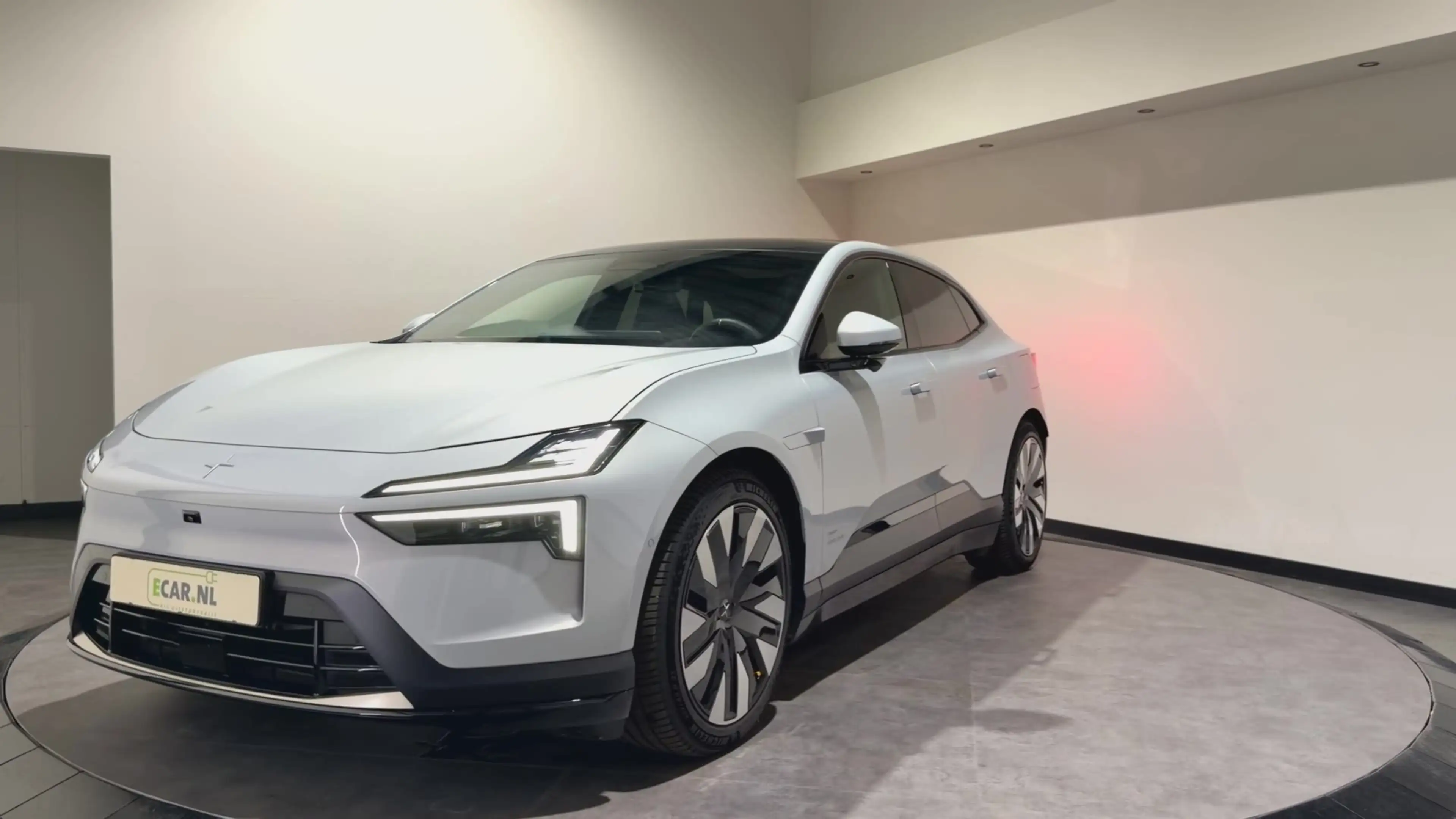 Polestar 4 Long Range Single motor 100 kWh |Drive Pro, Pilot — photo 7