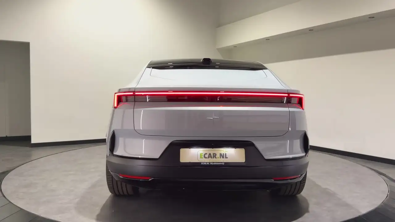 Polestar 4 2024