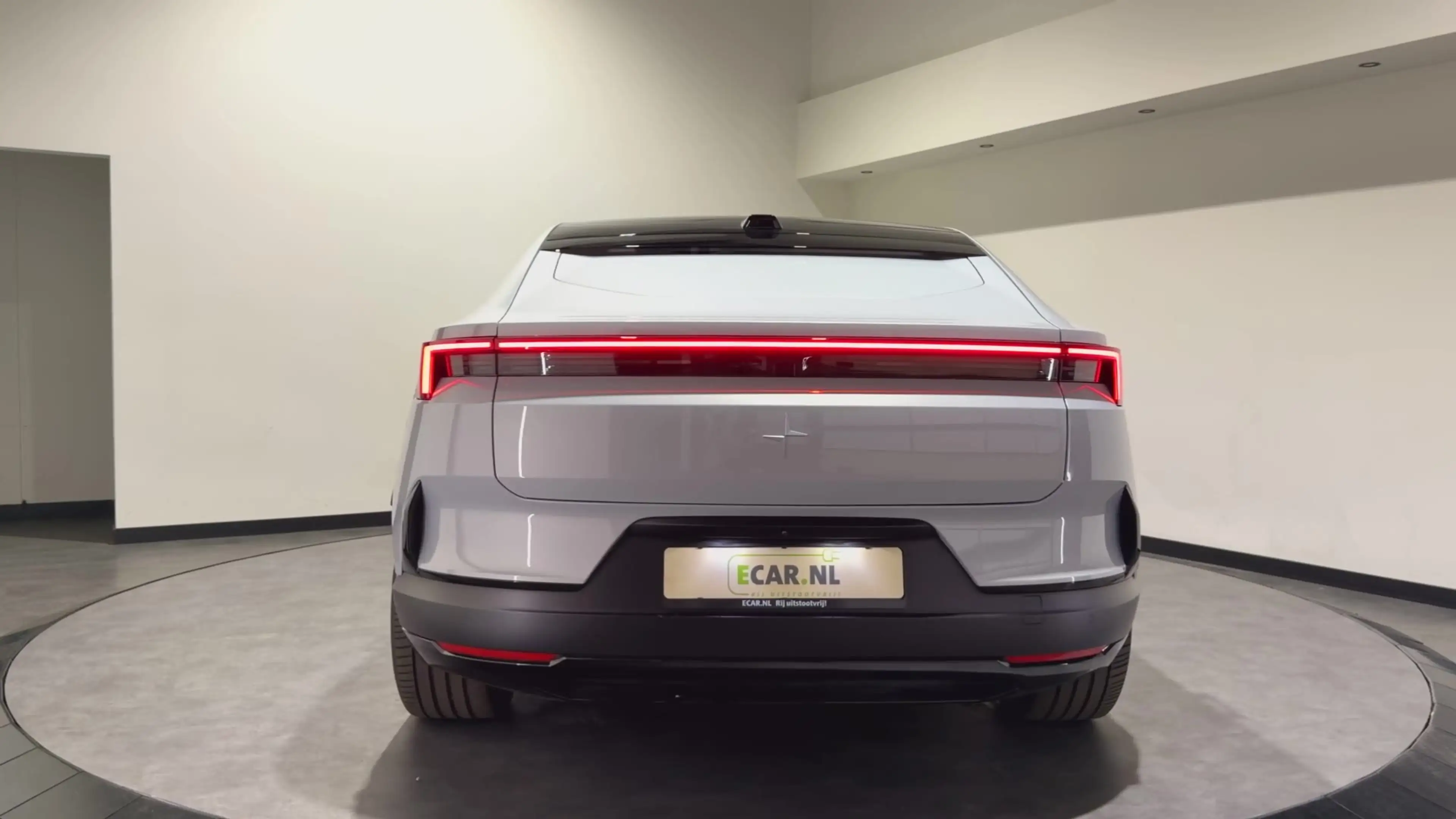 Polestar 4 Long Range Single motor 100 kWh |Drive Pro, Pilot — photo 4