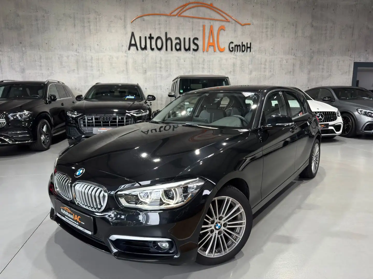BMW 118 /d/Urban Line/2-ZONEN/LED/ Schwarz - 1