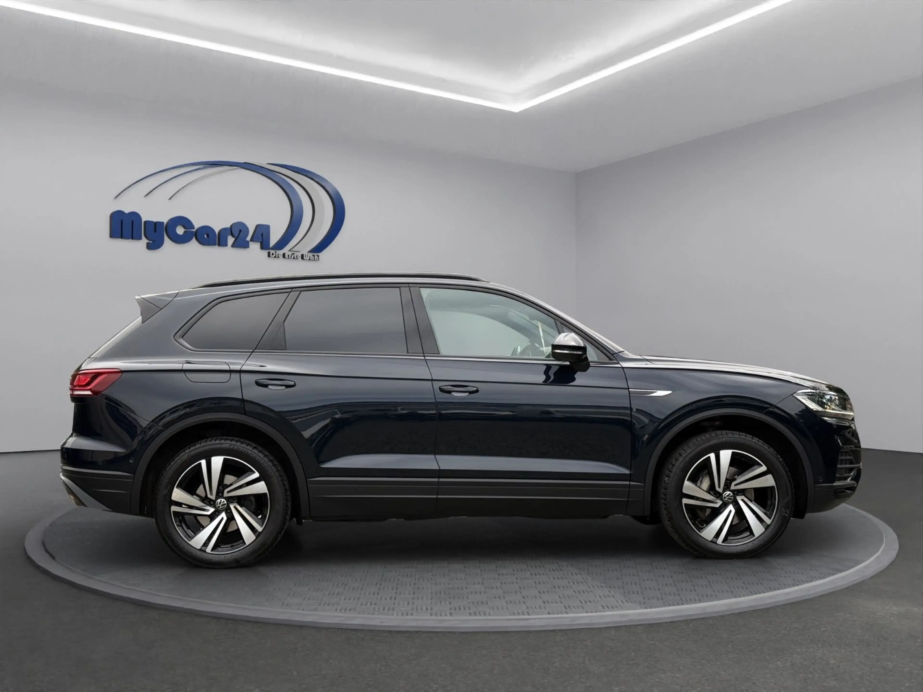 Volkswagen Touareg 3.0TDI°Pano°Leder°Cam°HeadUp°AHK°Virt.C — photo 14