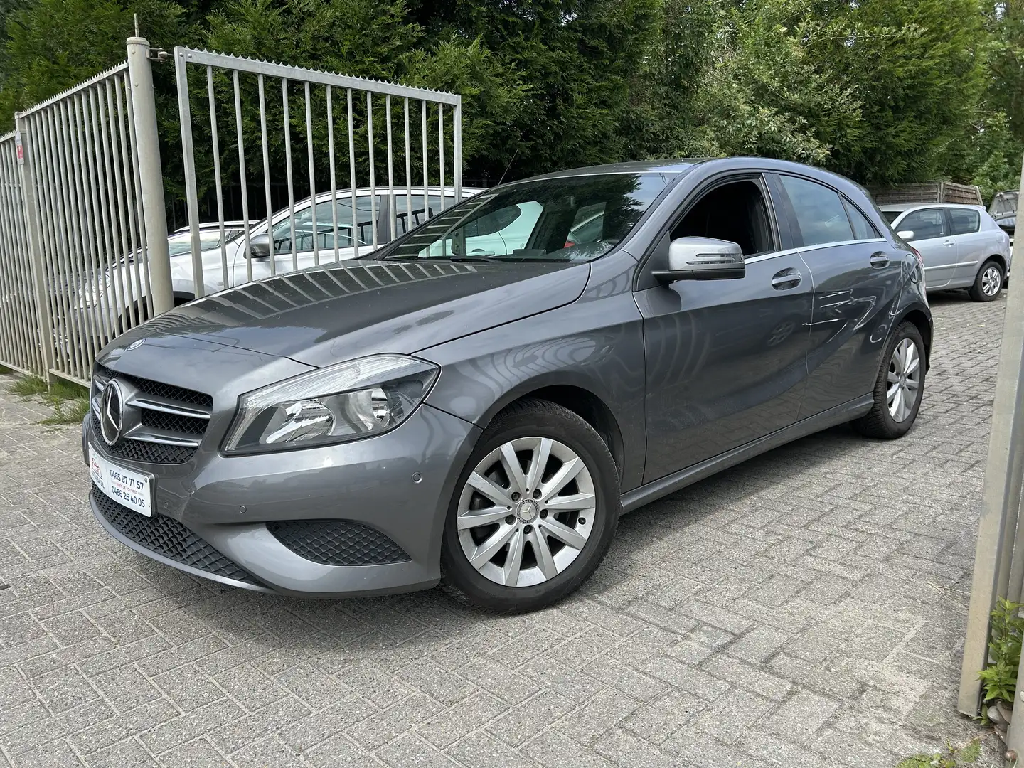 Mercedes-Benz A 180 CDI BE Edition Gris - 2