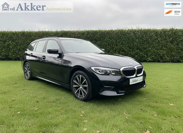 BMW 316 3-serie Touring 316d Business Edition Plus I 1ste