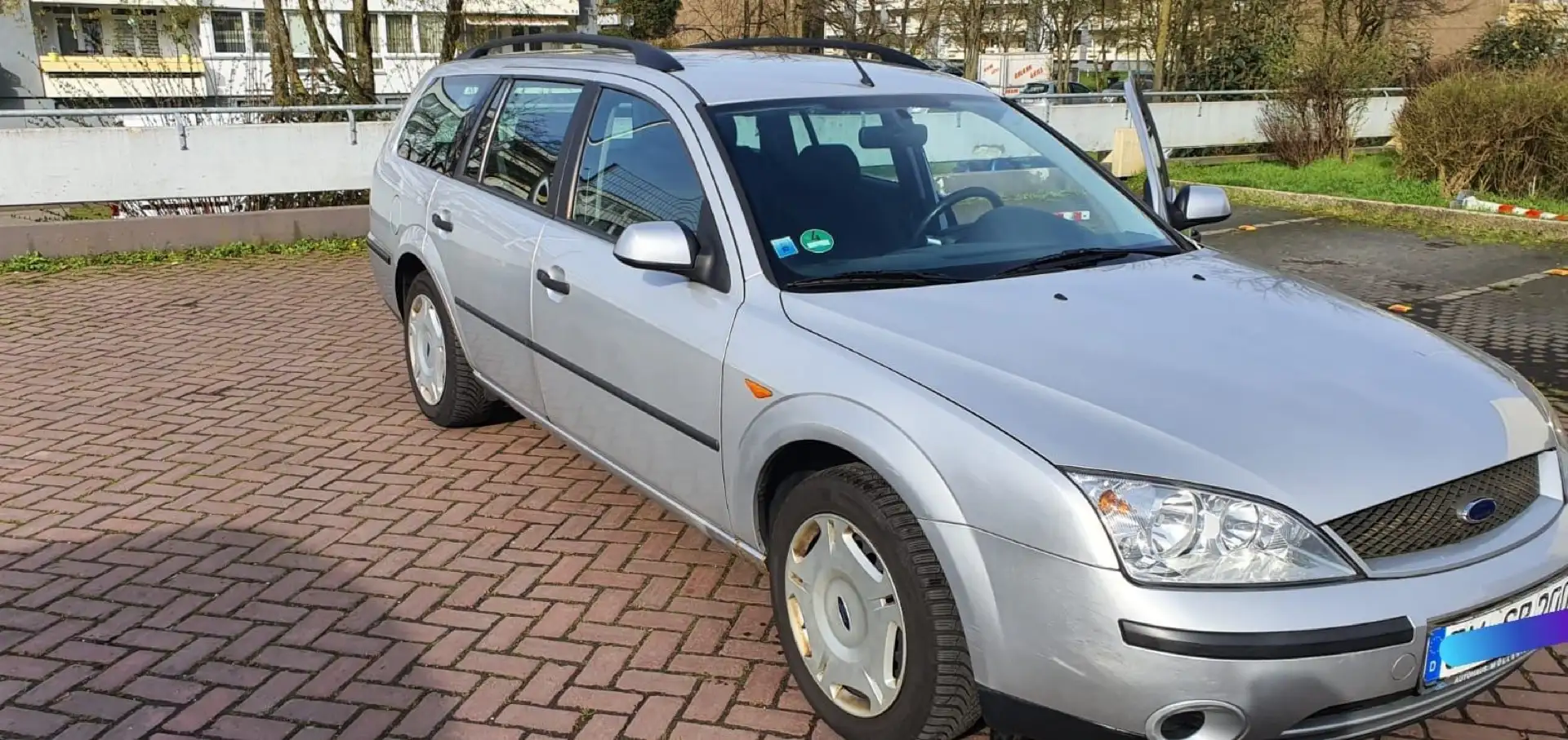 Ford Mondeo 1.8 Turnier Trend Argent - 1