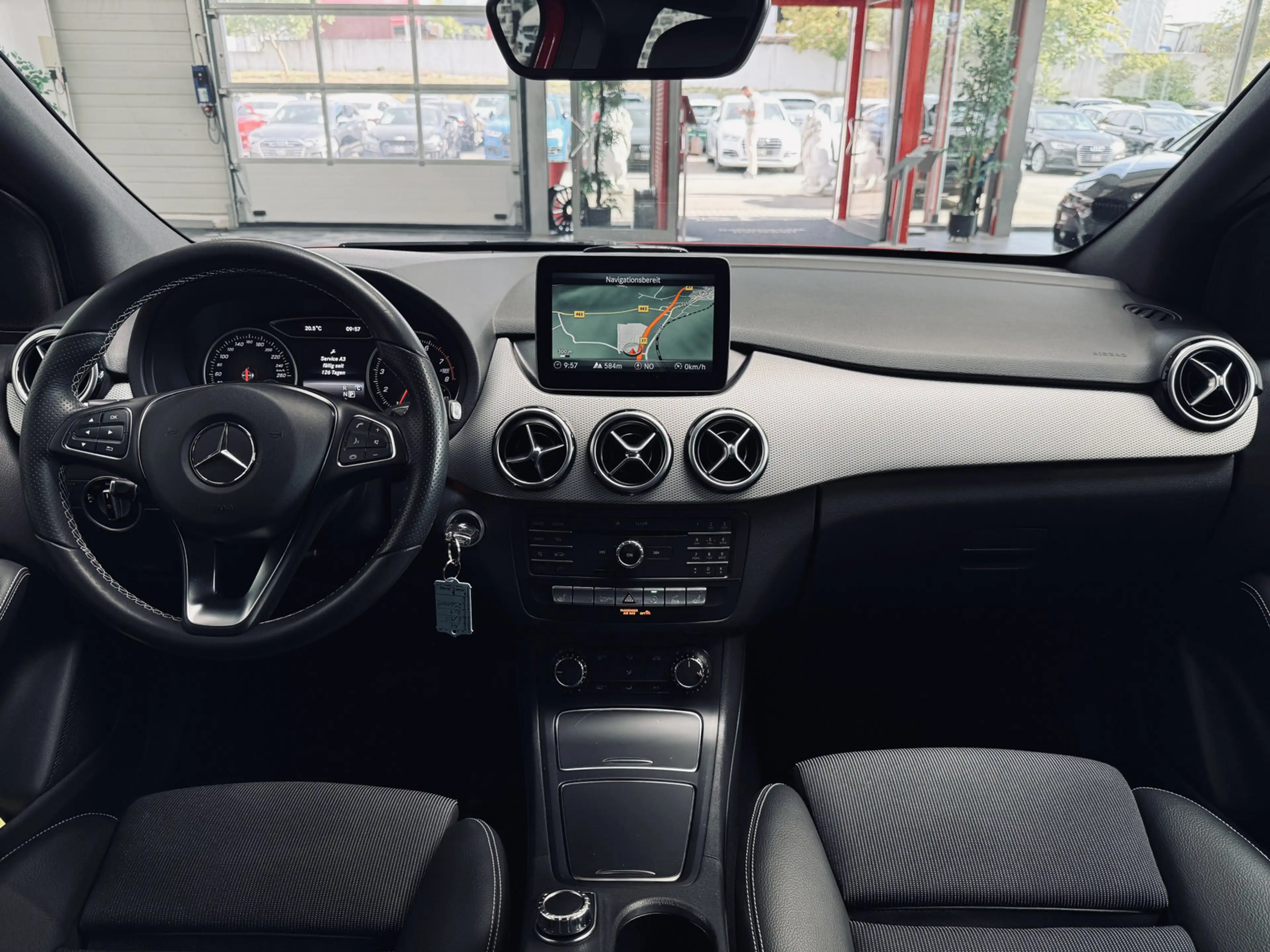 Mercedes-Benz B 180 B 180 BlueEFFICIENCY|NAVI|PDC|SHZ|TEMP.| — photo 14
