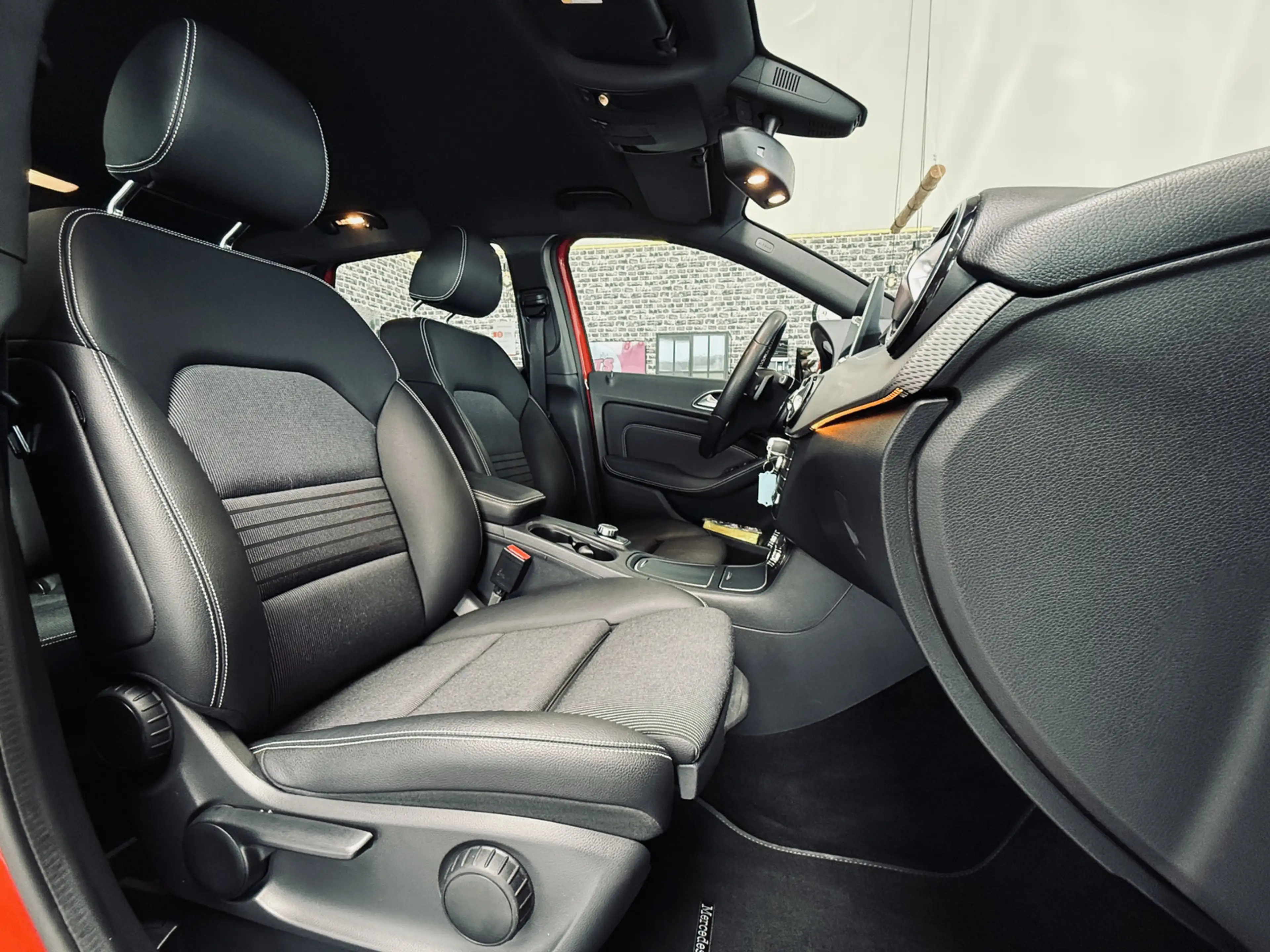 Mercedes-Benz B 180 B 180 BlueEFFICIENCY|NAVI|PDC|SHZ|TEMP.| — photo 11