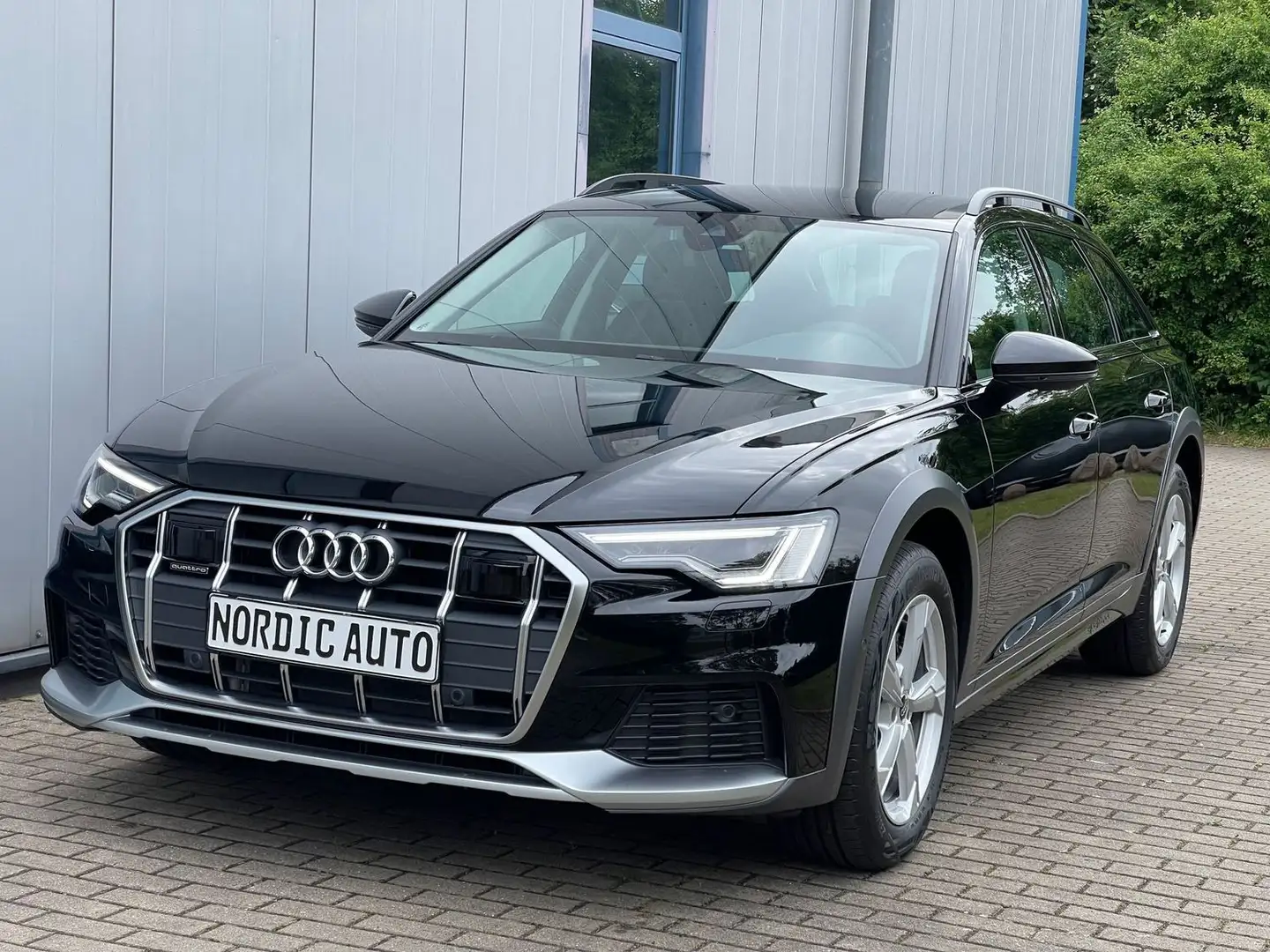 Audi A6 allroad 40 TDI Quattro AHK+StandH+CAM+Navi+MATRIX Schwarz - 1