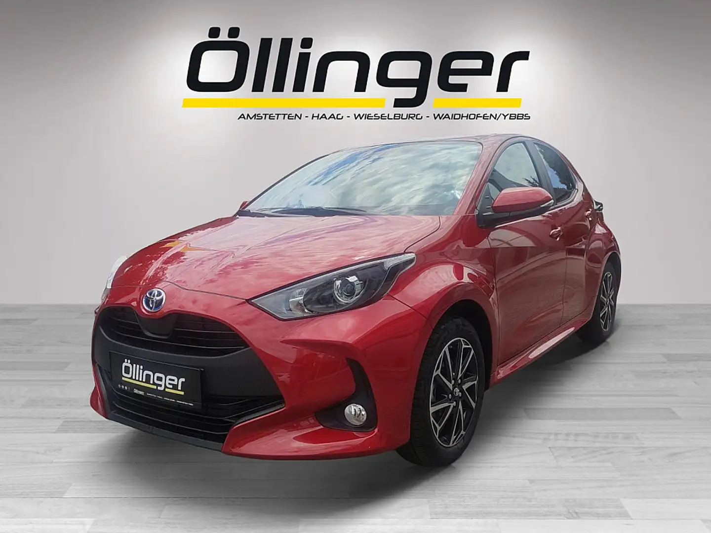 Toyota Yaris 1,5 Hybrid Active Drive Rot - 1