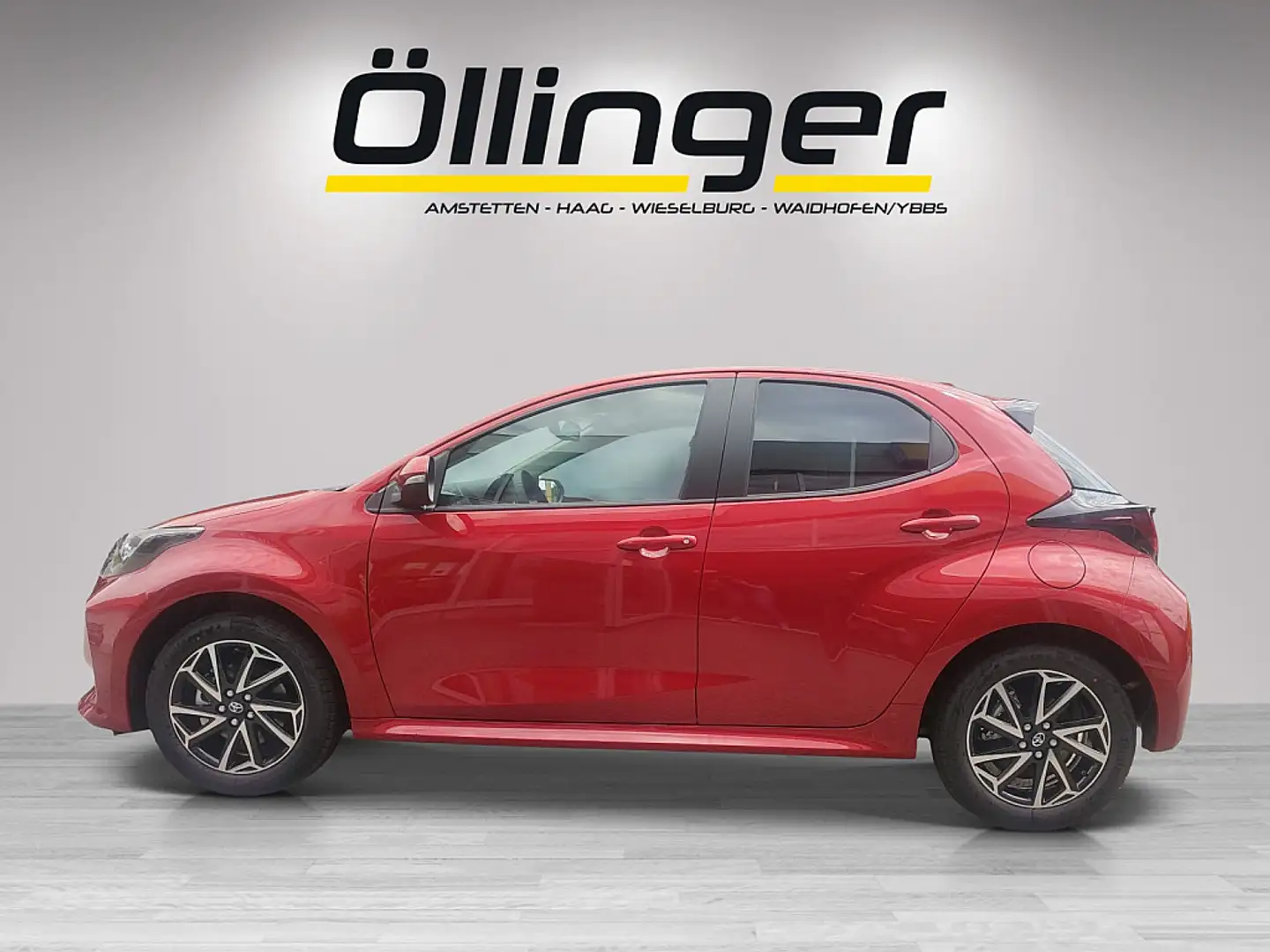 Toyota Yaris 1,5 Hybrid Active Drive Rot - 2