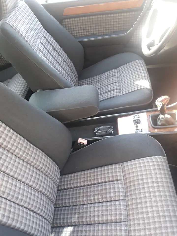 Mercedes-Benz E 230 E Coupe 230 CE Sportline, foto 6