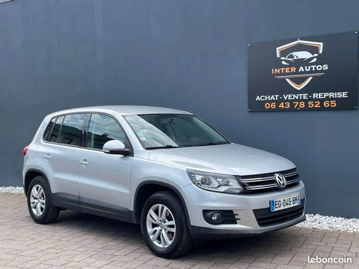 Volkswagen Tiguan 2.0 TDI 4 motions Gris - 1