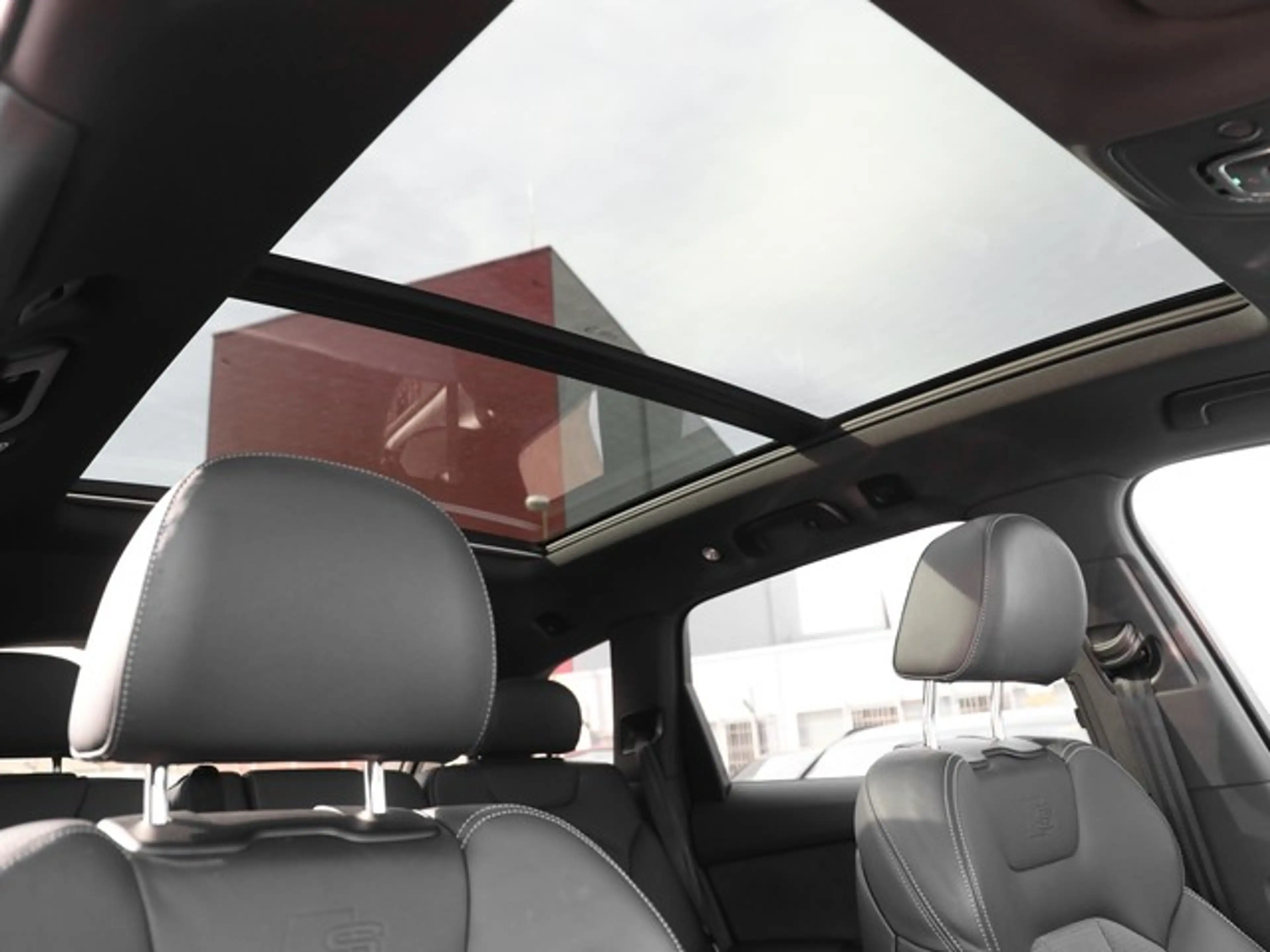 Audi SQ7 TFSI quattro LM21 AHK ACC HuD Pano Matrix LED L... — photo 14