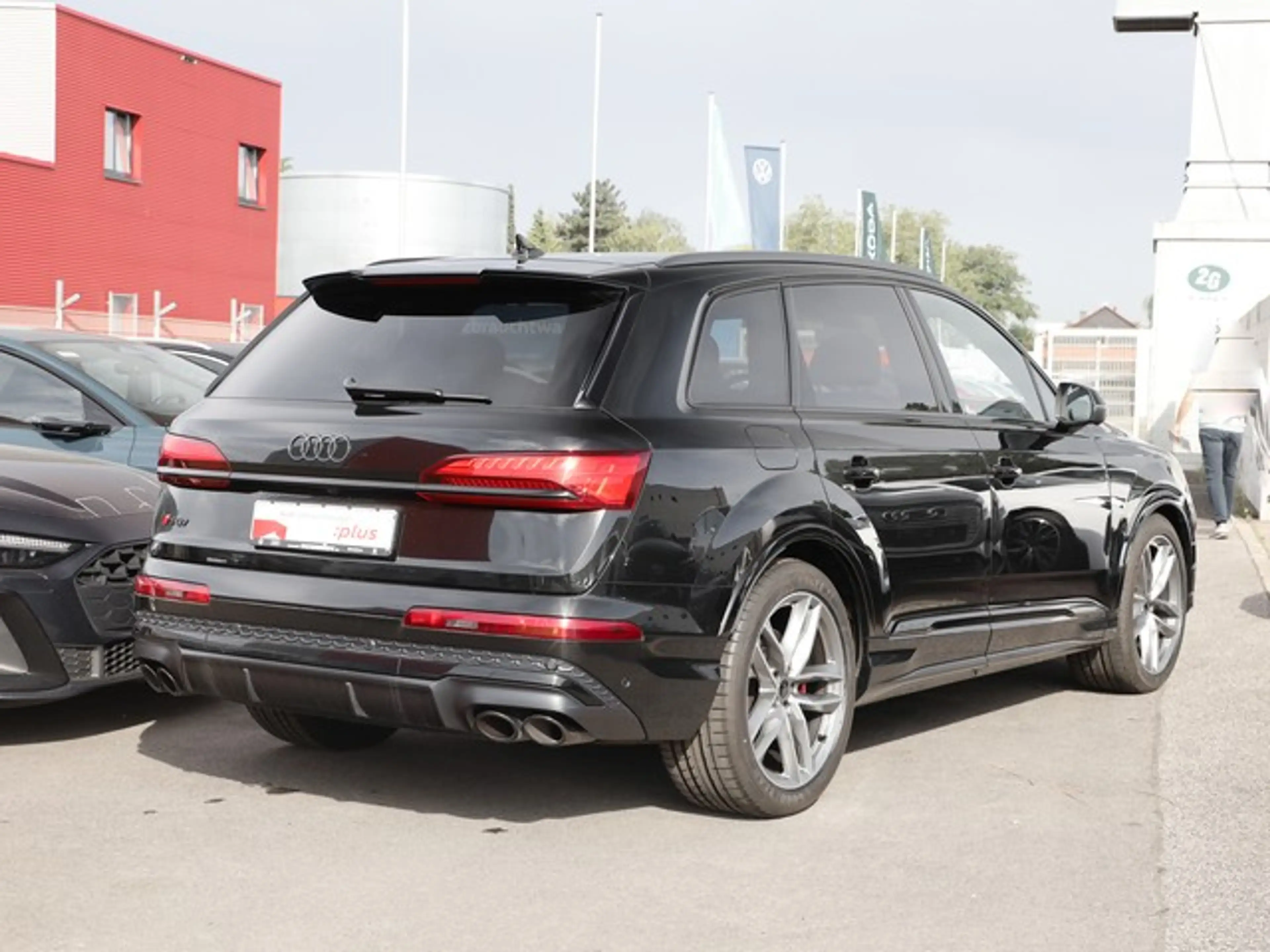 Audi SQ7 TFSI quattro LM21 AHK ACC HuD Pano Matrix LED L... — photo 4