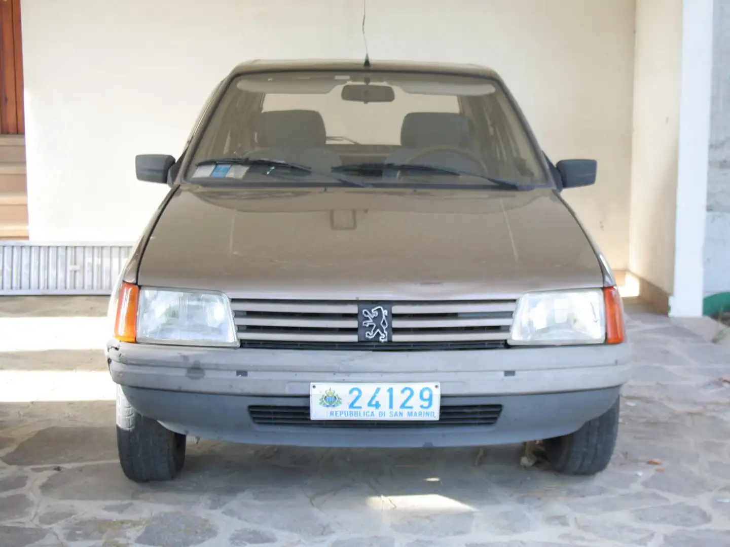 Peugeot 205 205 5p 1.8d GR 5m - 1