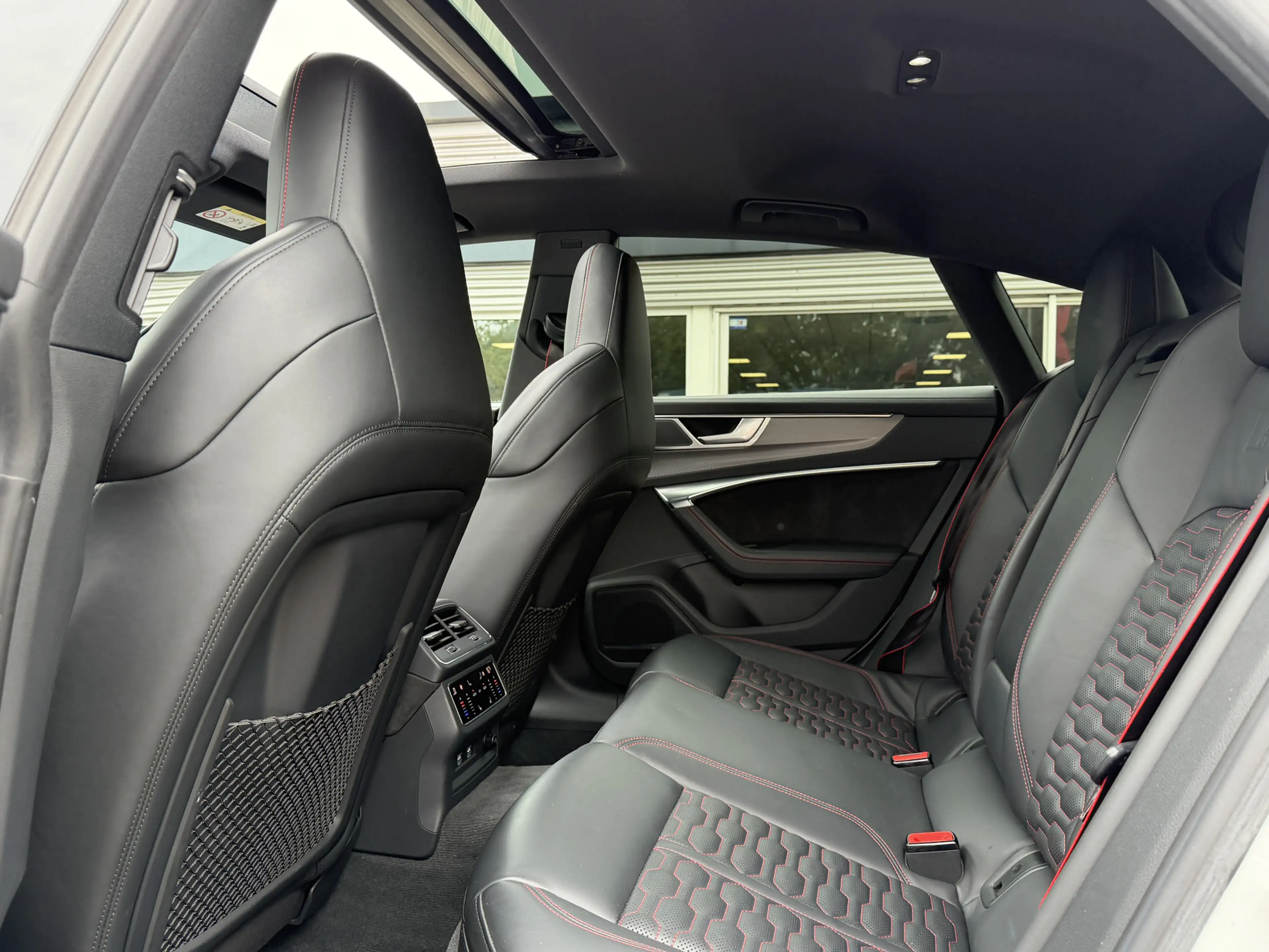 Audi RS7 Sportback 4.0 TFSI quattro | Keramisch | Vierwiels — photo 6