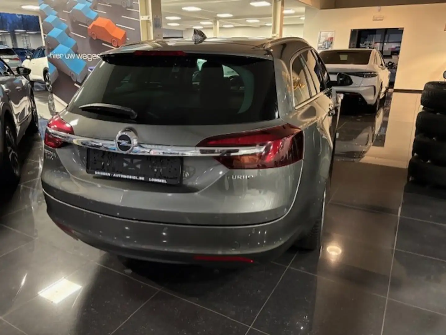Opel Insignia Insignia Sports Tourer 1.6 Turbo Cosmo/Leder/Navi Grau - 2