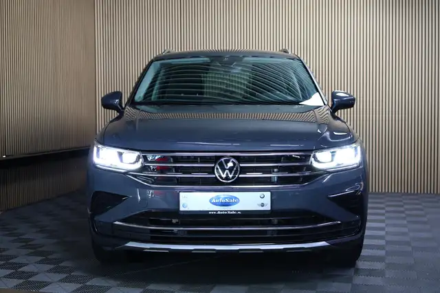 Volkswagen Tiguan view 8