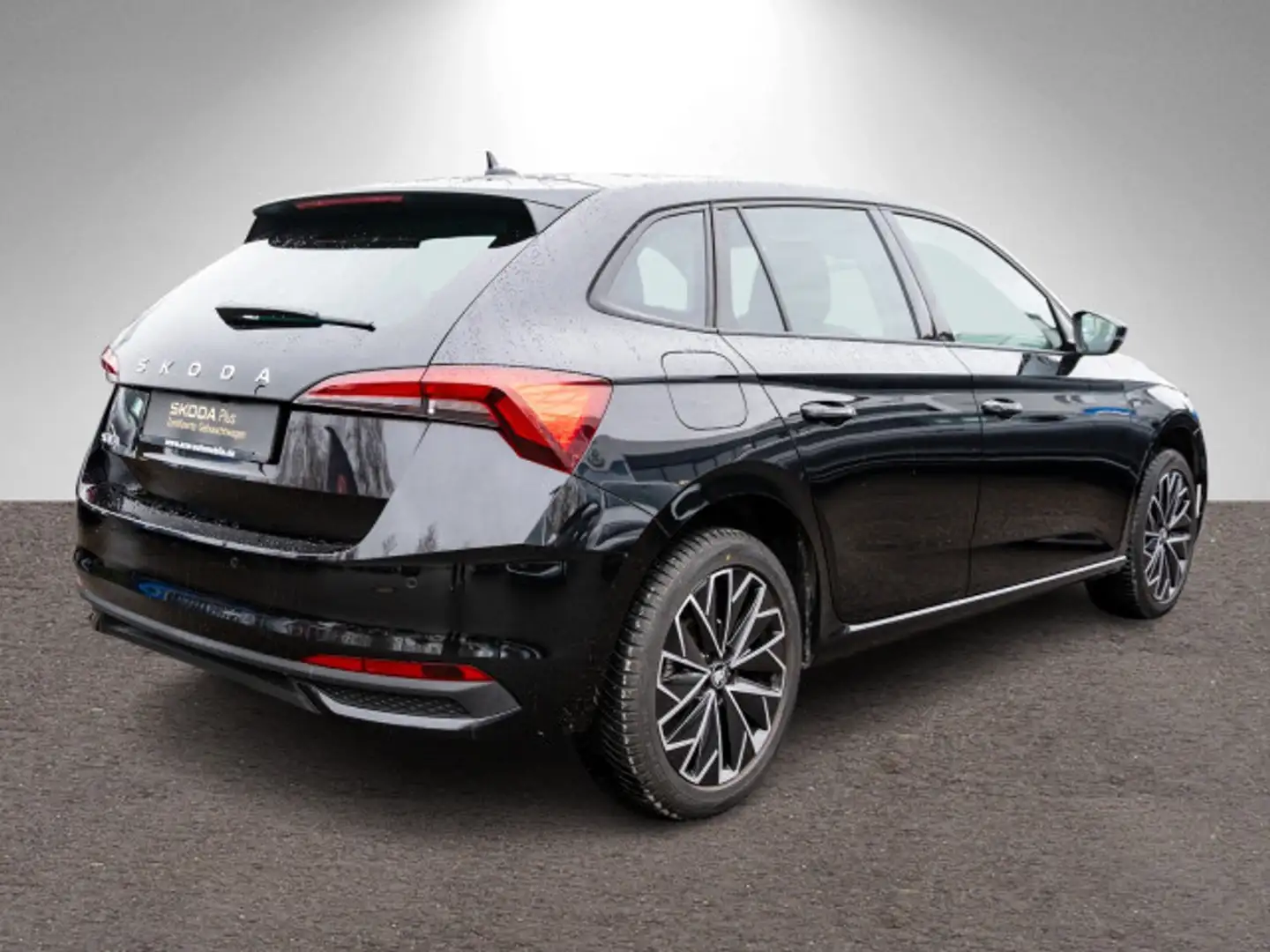 Skoda Scala Selection Tour 1.5TSI DSG AHK ACC Navi LED Schwarz - 2