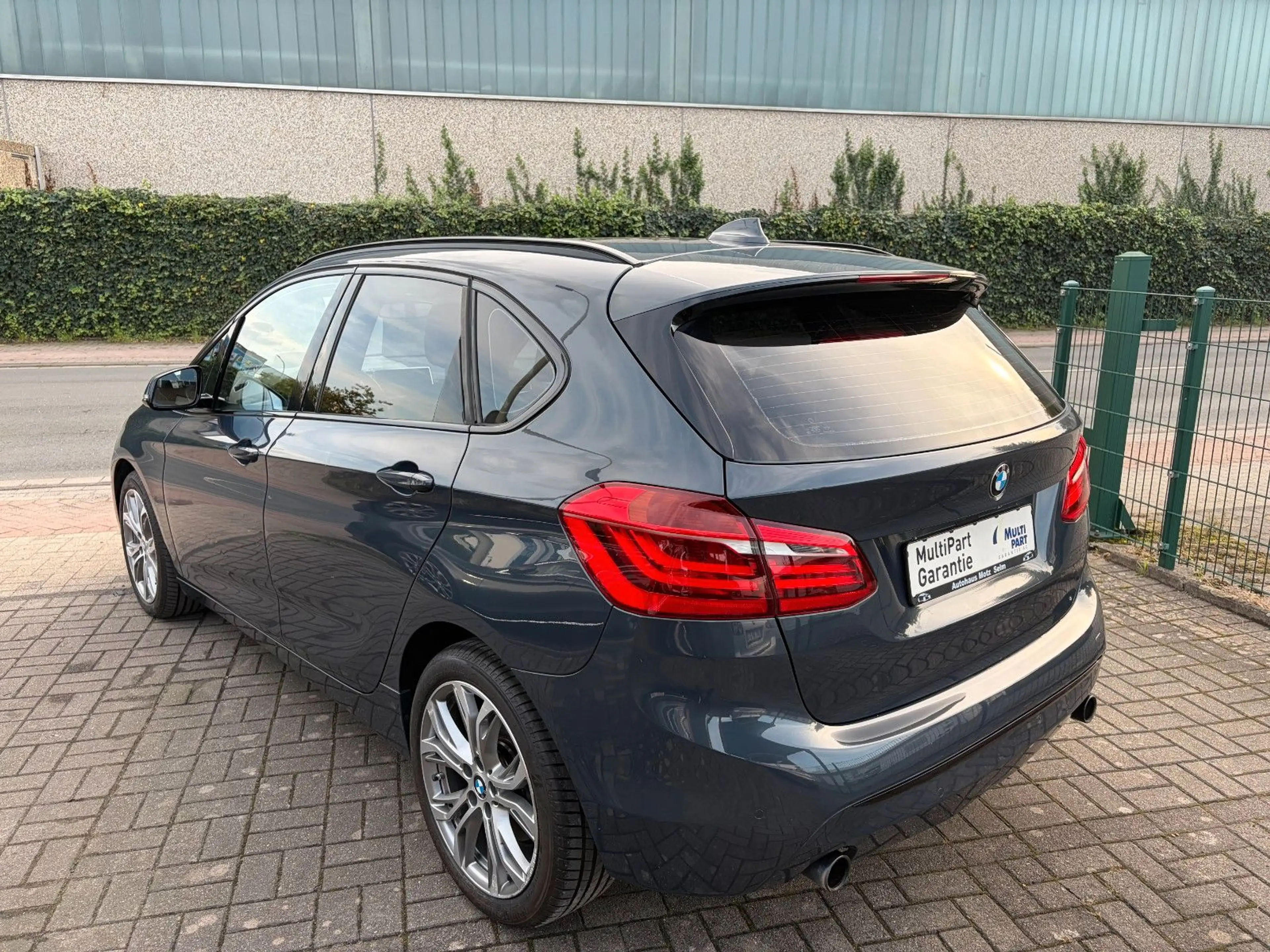 BMW 225 Sport Line — photo 8