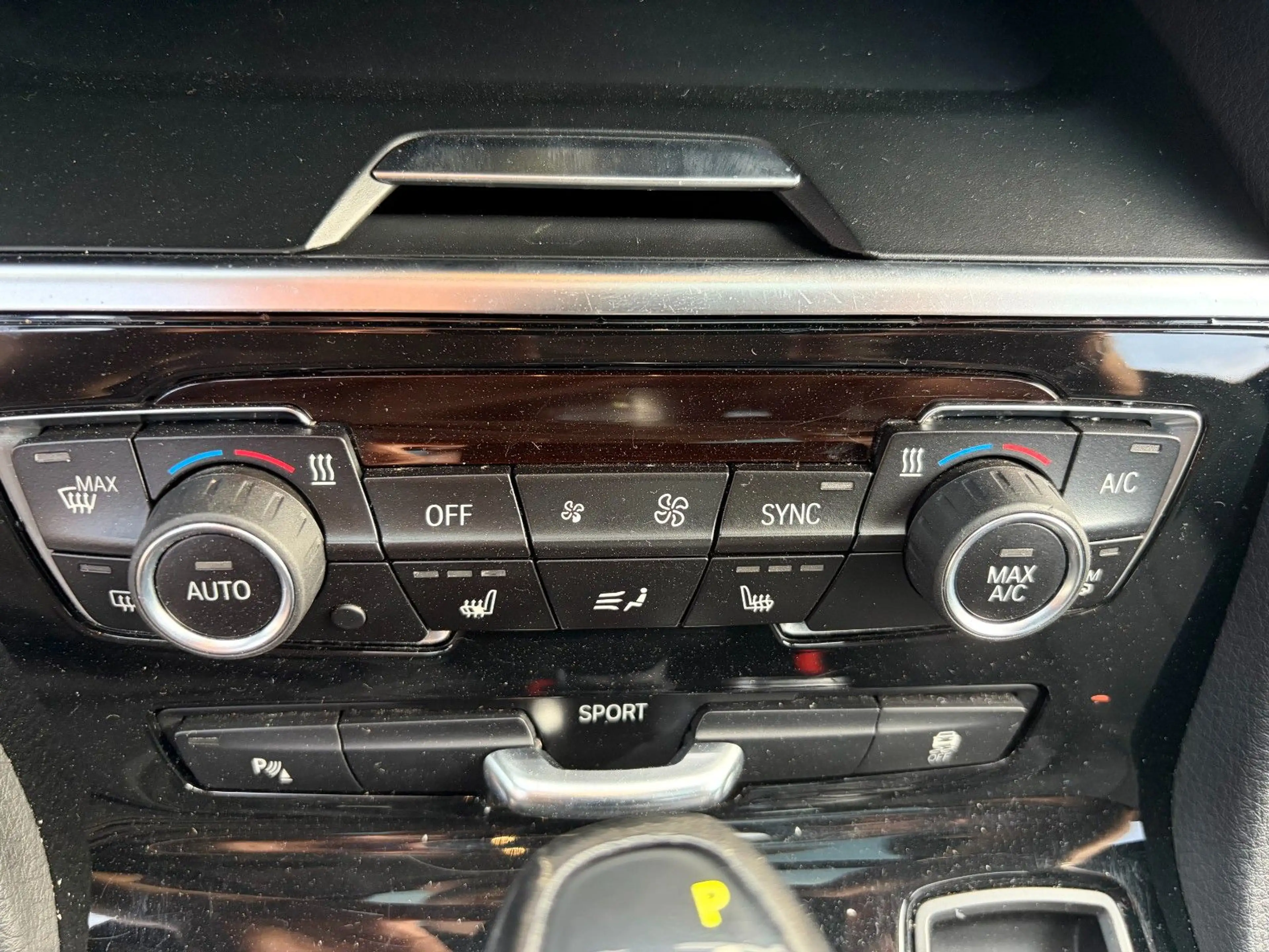 BMW 225 Sport Line — photo 15