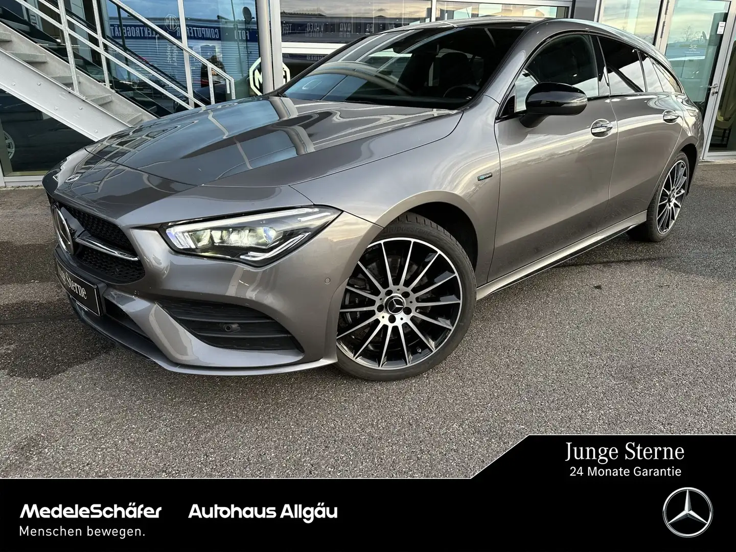 Mercedes-Benz CLA 250 CLA 250 e SB AMG Night AHK Dis Pano HuD Bur MLed Grau - 1