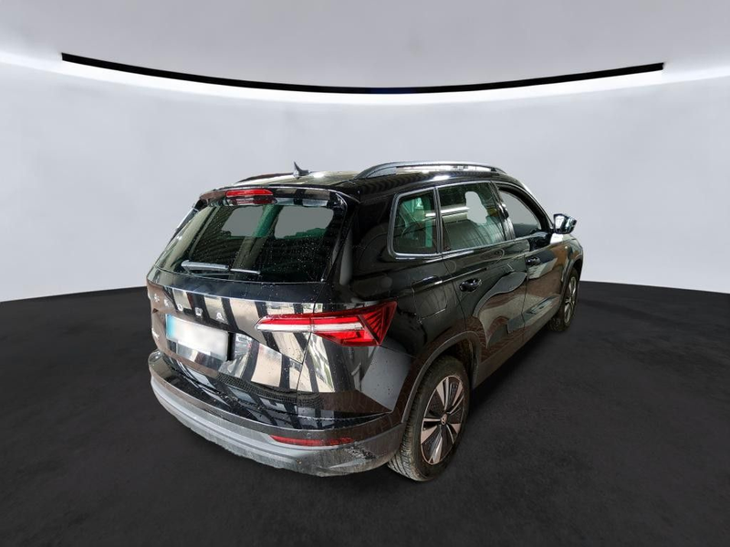 Skoda Karoq Tour 2.0TDI DSG Navi AHK SHZ LED Alu17 — photo 4
