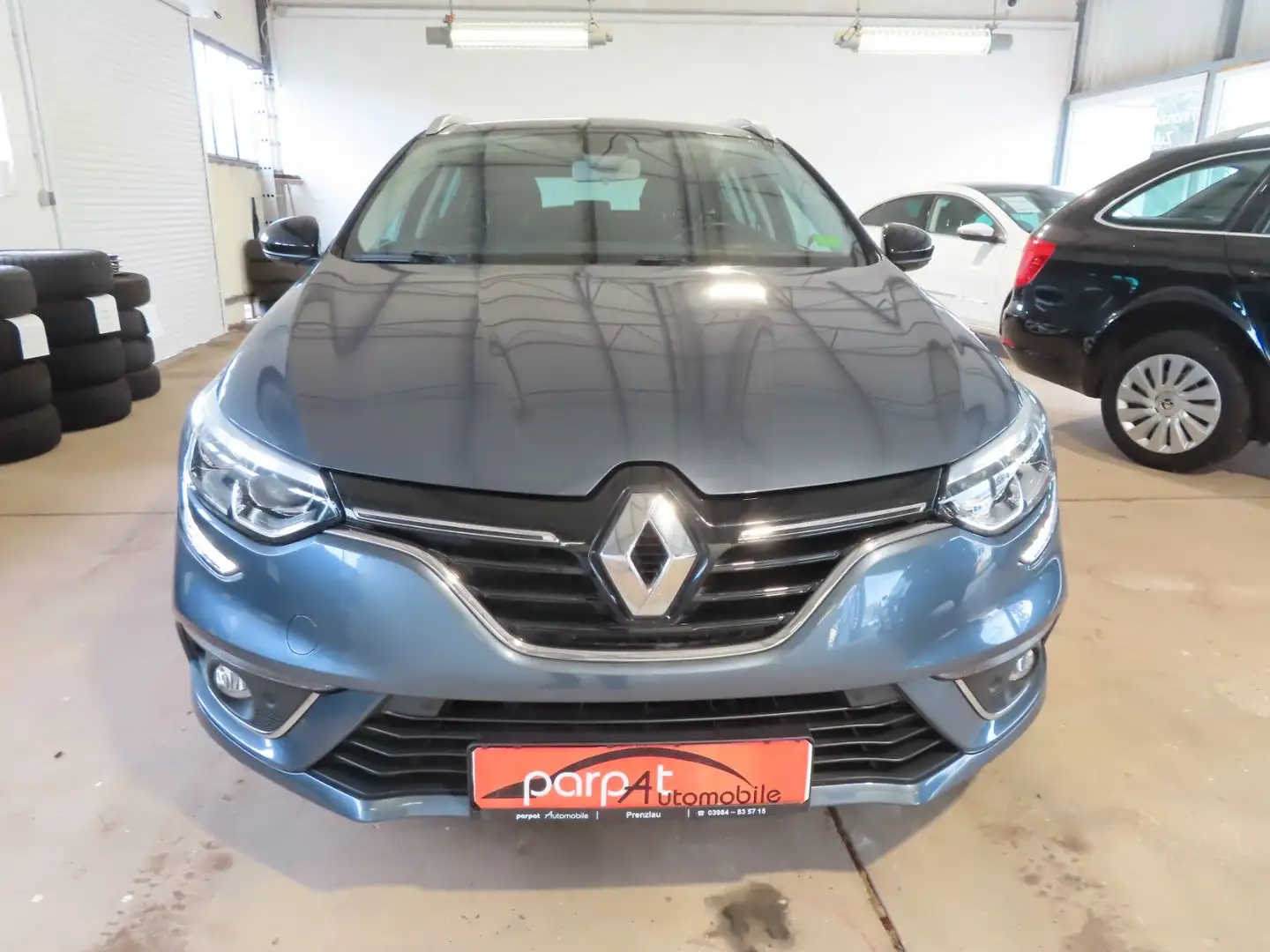 Renault Megane IV Grandtour Limited NAVI KLIMA LMF Grau - 2
