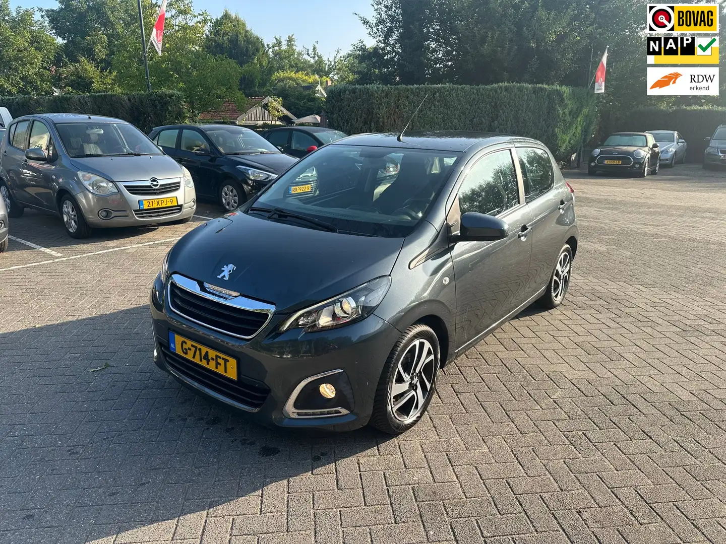 Peugeot 108 1.0 e-VTi Allure 5 deurs , airco Grijs - 1