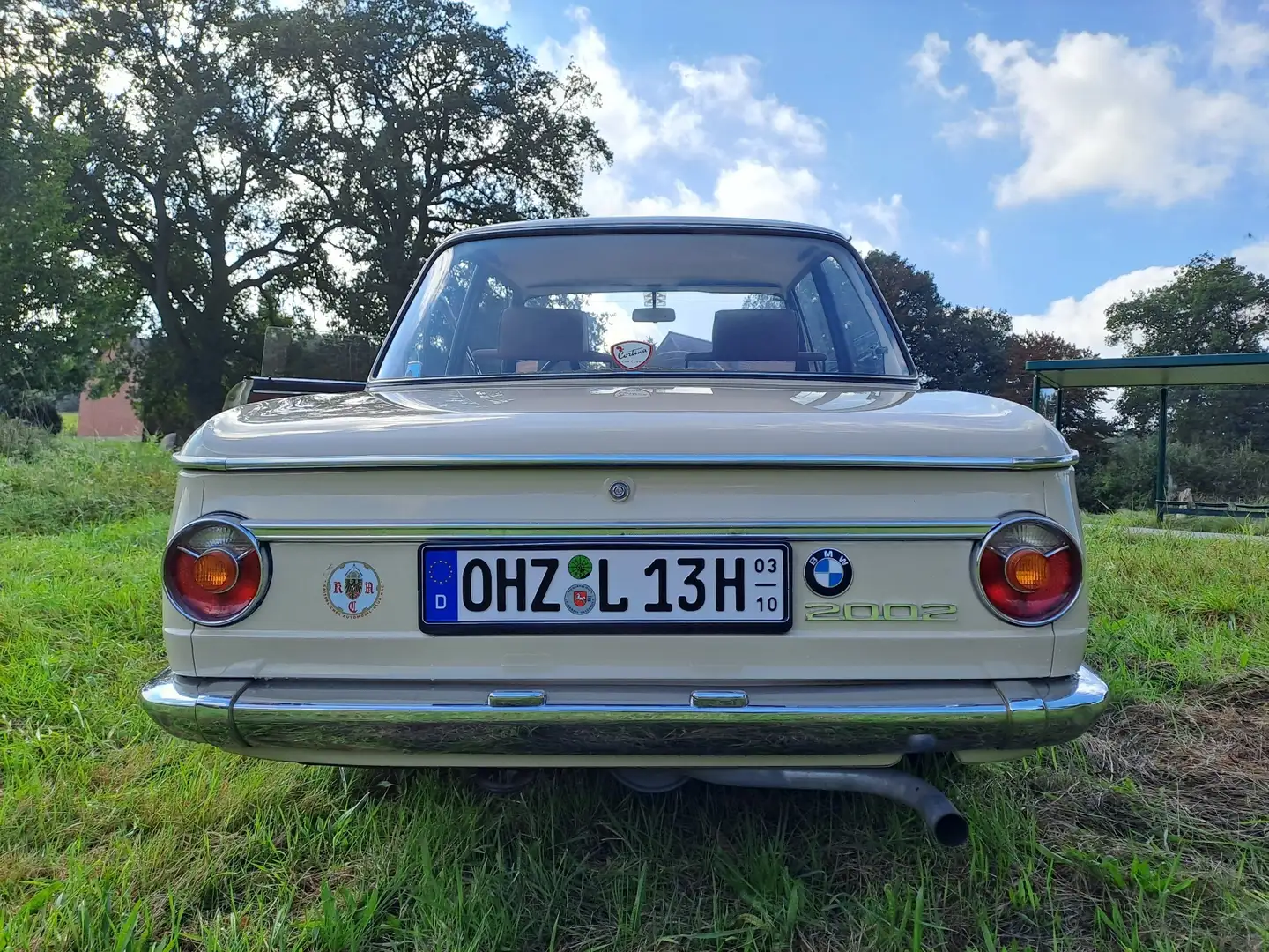 BMW 2002 Bj 1970 - runde Rücklichter Beige - 2