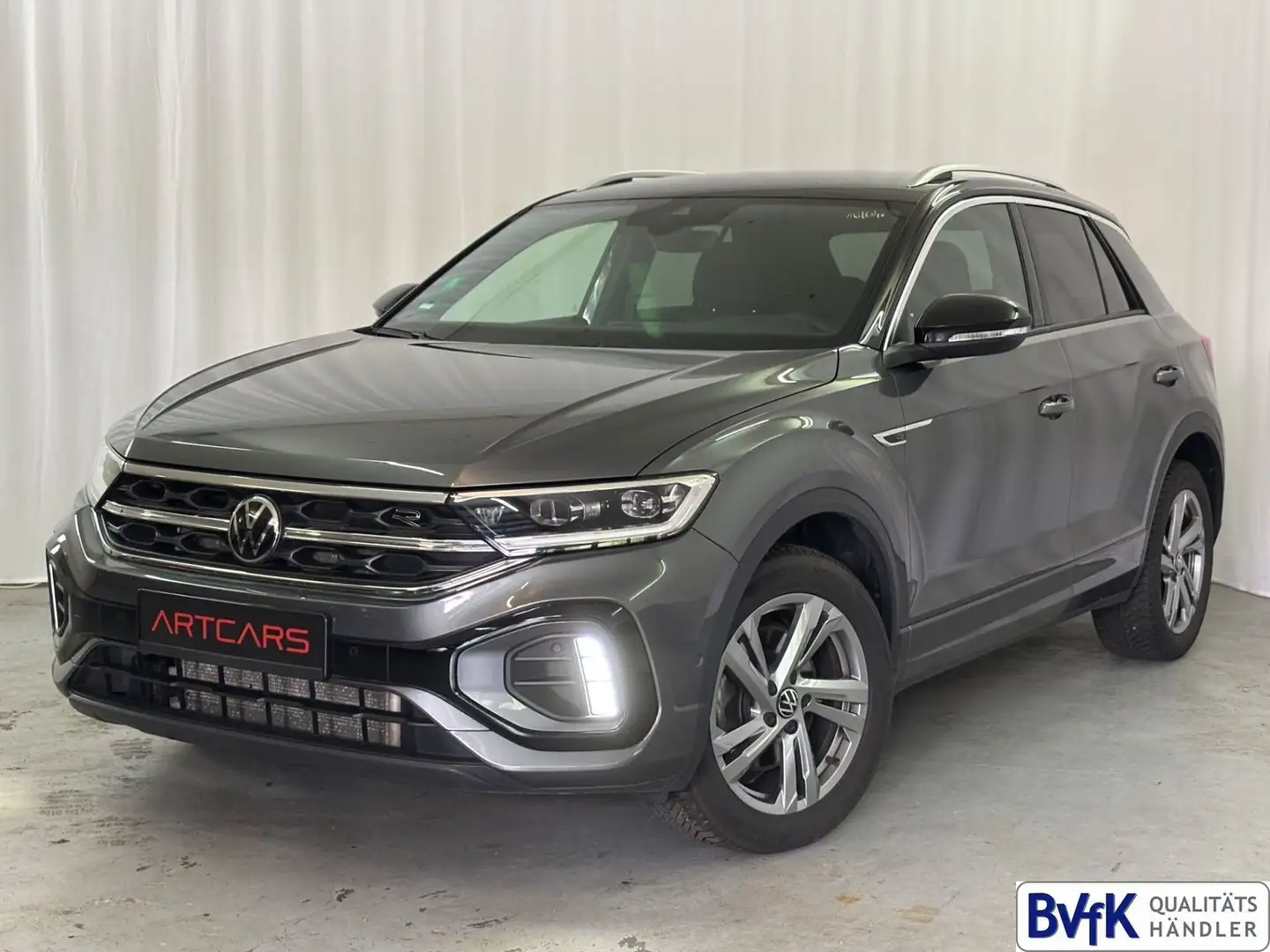 Volkswagen T-Roc 2.0 TDI R-Line DSG AHK ACC CARPLAY Zilver - 1
