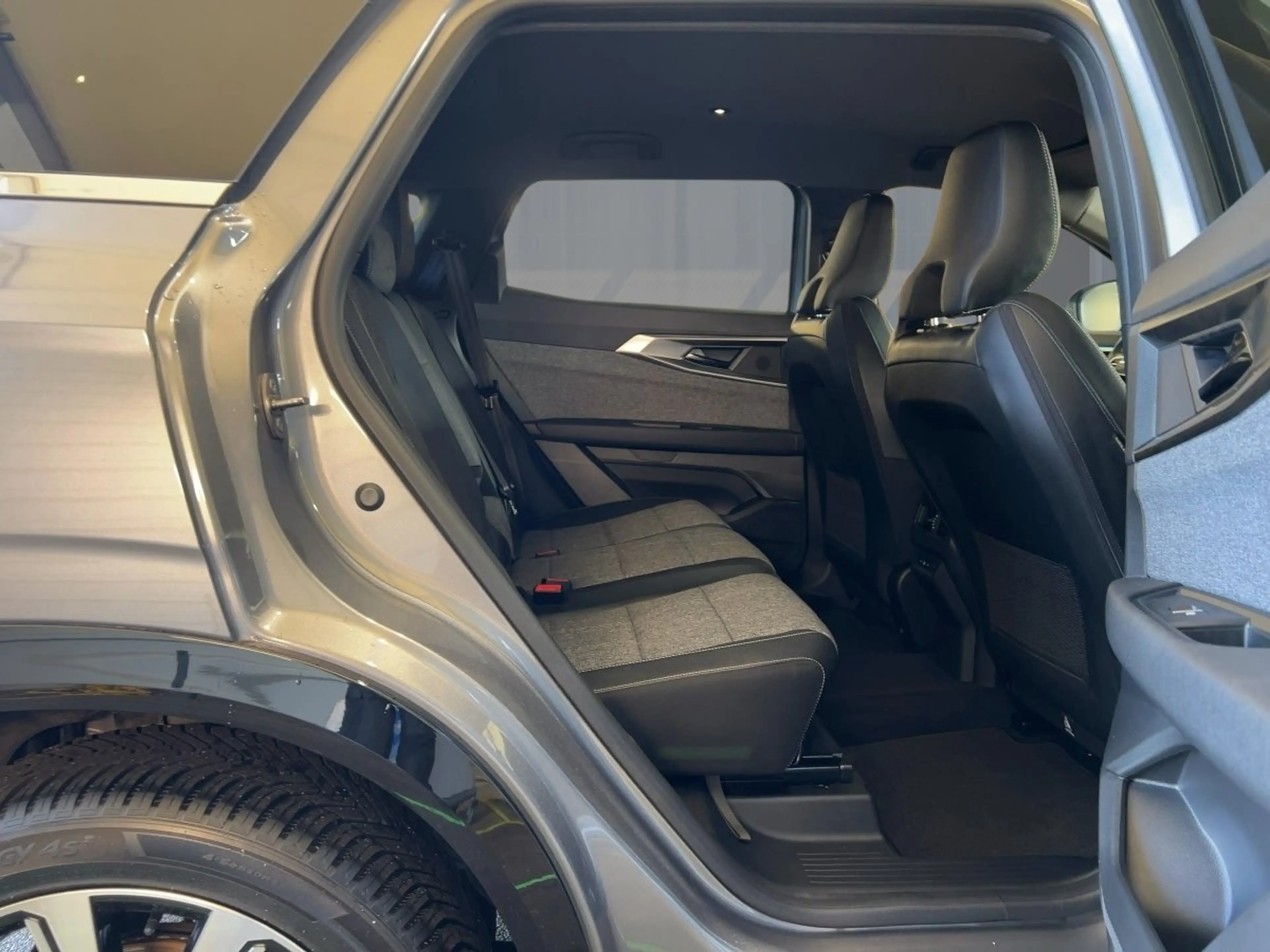 Renault Espace TECHNO E-TECH FULL HYBRID 200 7 SITZER — photo 9