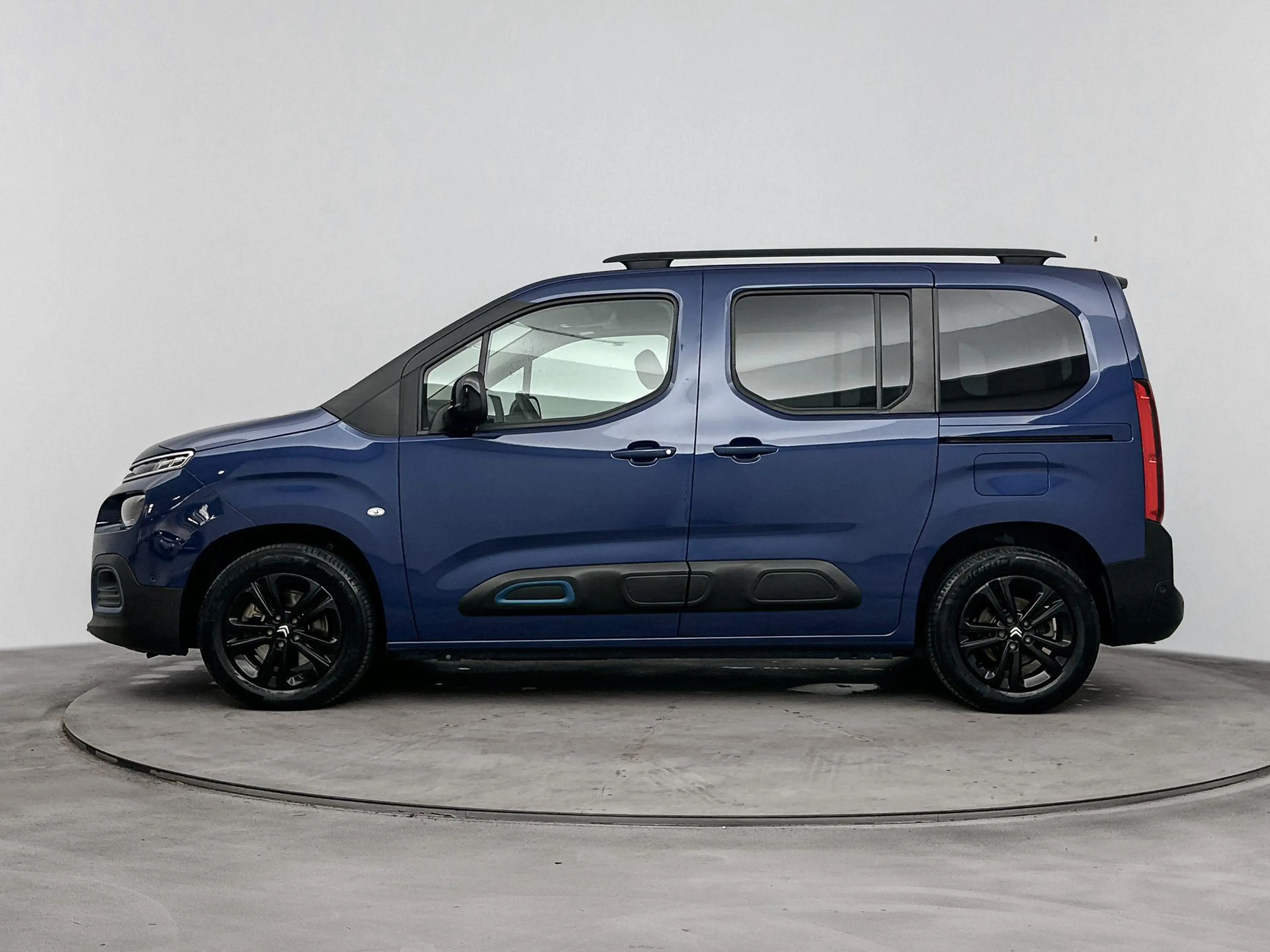 Citroen Berlingo ë-Berlingo 136 pk 50 kWh Shine | ACCU 95% |  Stoel — photo 2