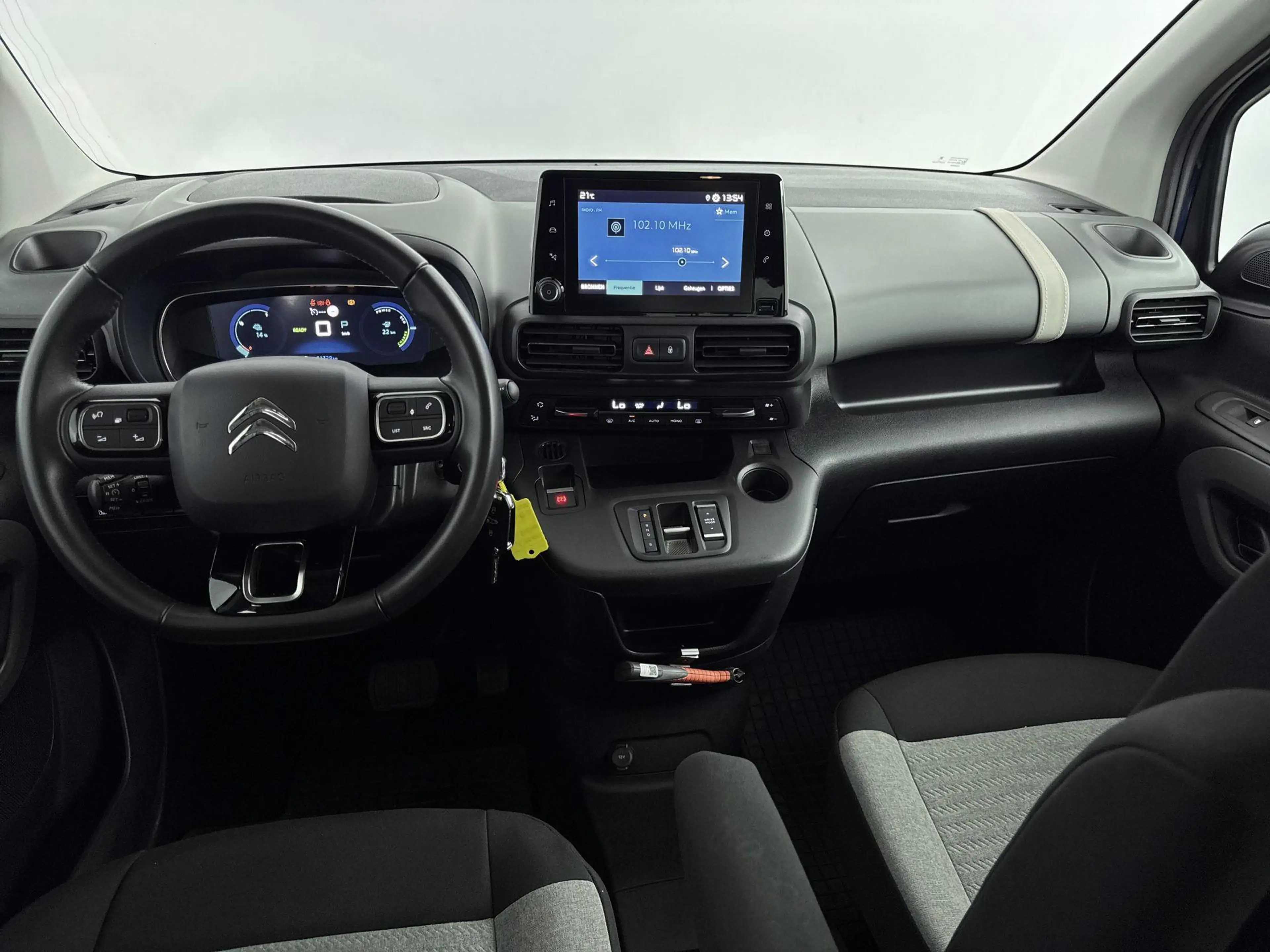 Citroen Berlingo ë-Berlingo 136 pk 50 kWh Shine | ACCU 95% |  Stoel — photo 8