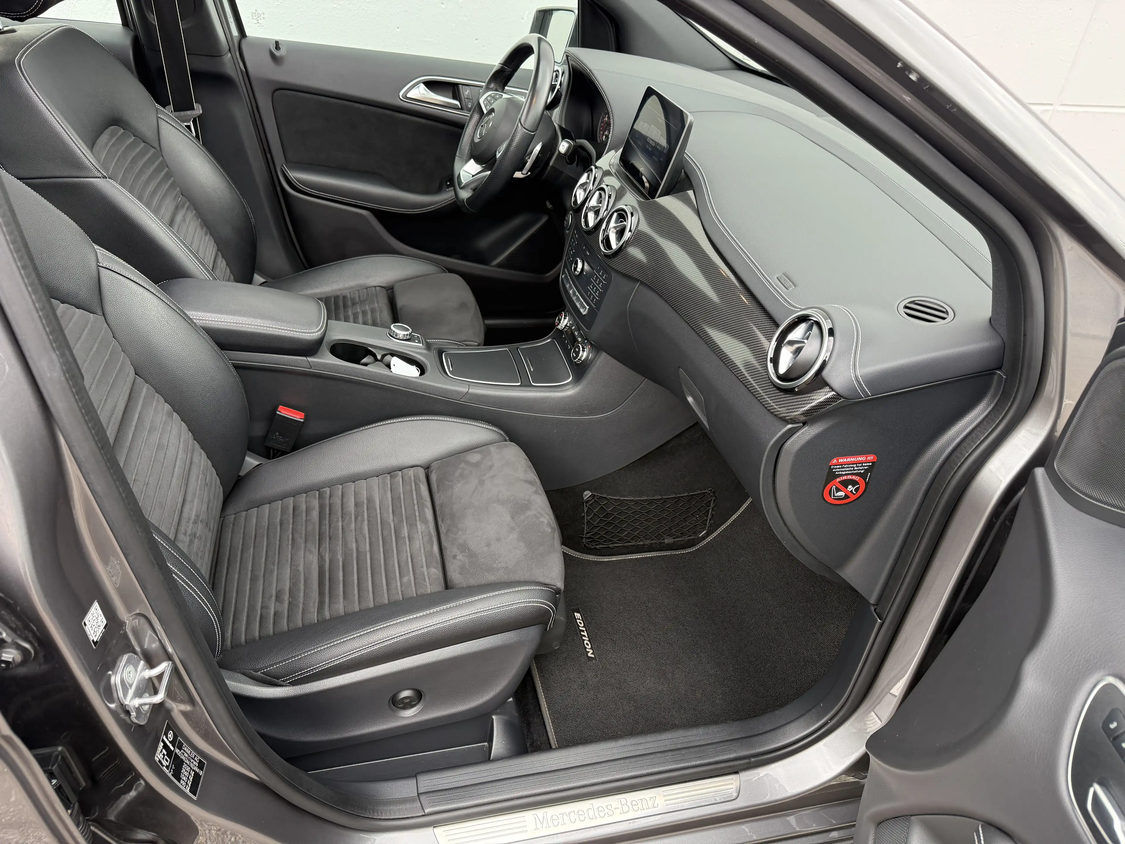 Mercedes-Benz B 250 B 250 4Matic AMG LINE (246.246) — photo 15