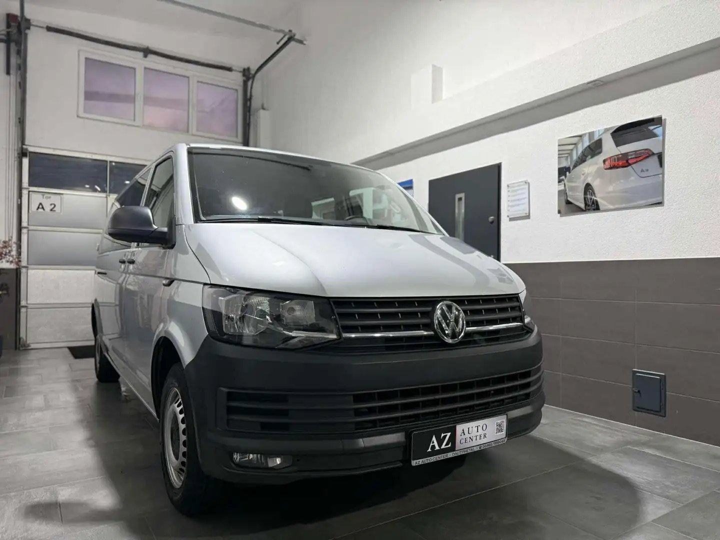 Volkswagen T6 Transporter T6 2.0 TDI Transporter Kombi lang Mixto/5Sitze - 2