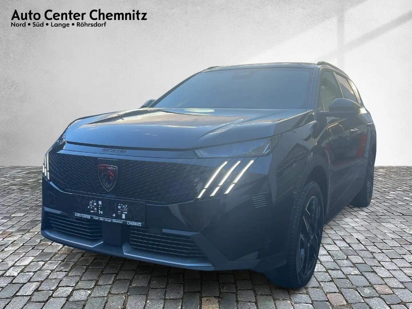 Peugeot 5008 1.2 Hybrid 136 Allure Kamera LED KeyLess Fekete - 2