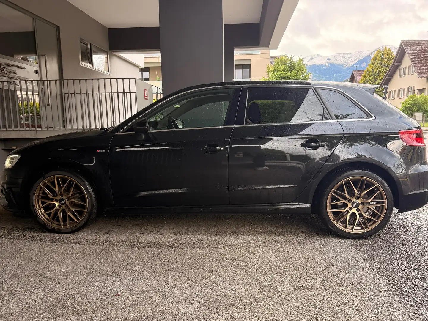 Audi A3 A3 SB 1,6 TDI design design Schwarz - 2