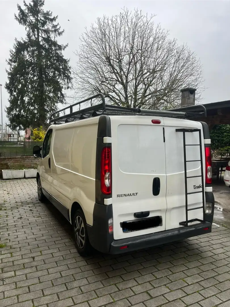 Renault Trafic - 2