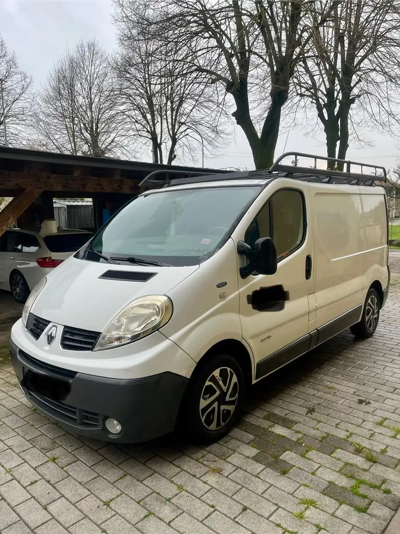 Renault Trafic - 1
