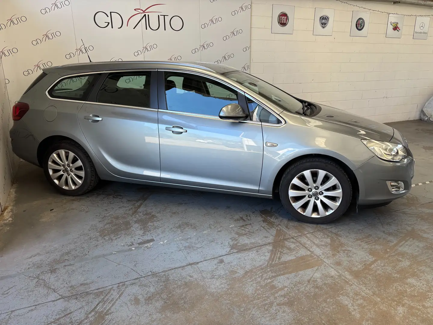 Opel Astra Astra Sports Tourer Sports Tourer 1.6 Cosmo 115cv Grigio - 1