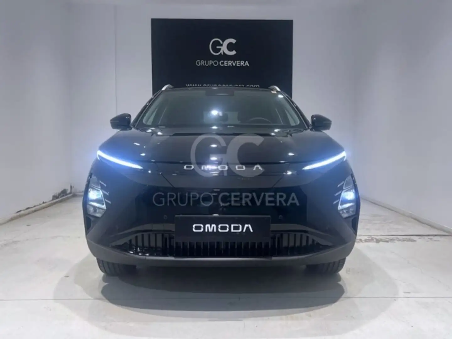 Omoda 5 EV Premium Schwarz - 2