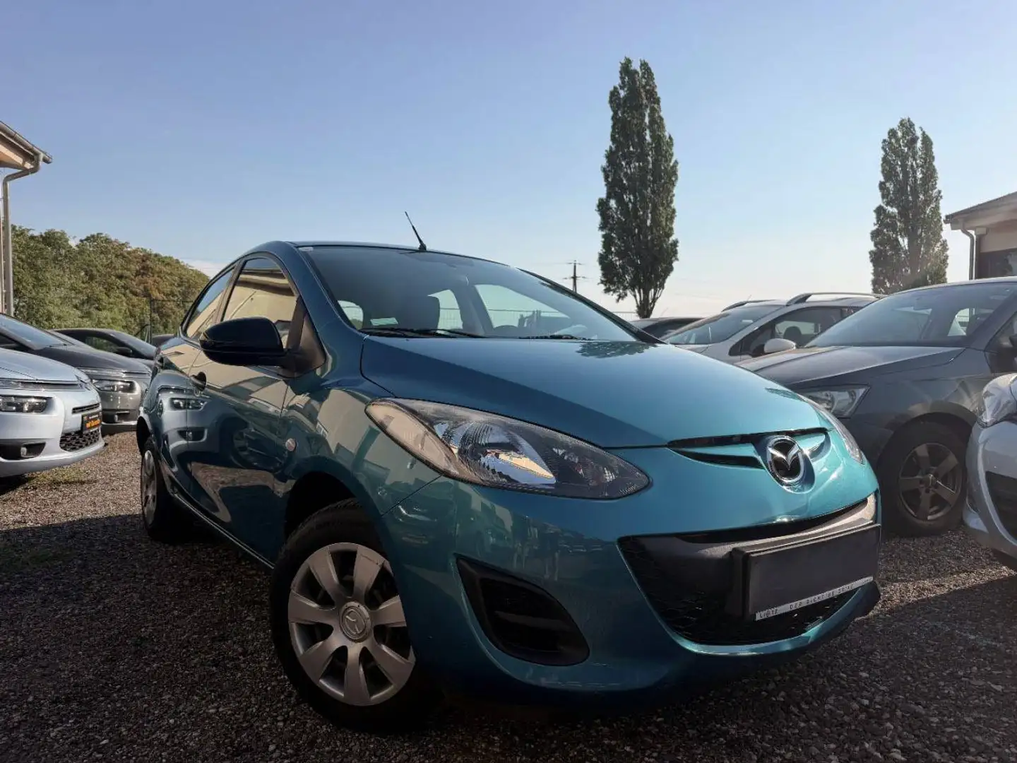Mazda 2 1.3i CE Pro | 1. Besitz | Serviceheft | Klima Blau - 1