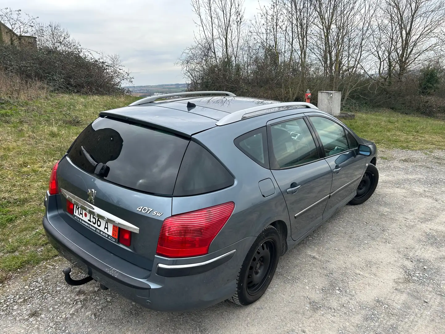 Peugeot 407 SW HDi 135 Sport Gris - 2