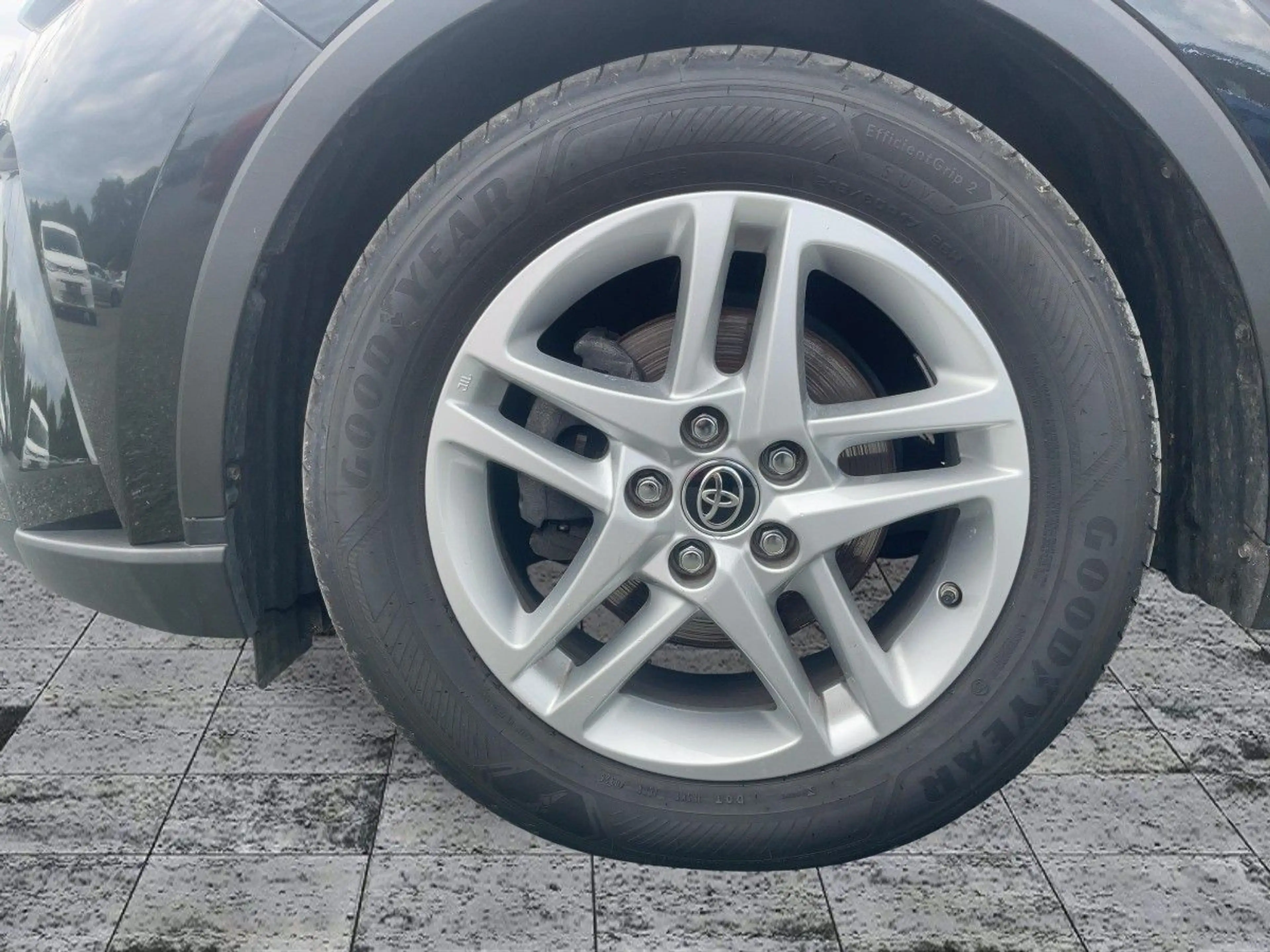 Toyota C-HR 1.8 l Hyb. BUSINESS Bi-LED+NAV+ACC+RFK+SHZ — photo 8
