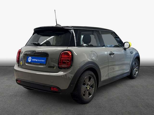 MINI Cooper SE Cooper SE Essential Trim DC* LED*
